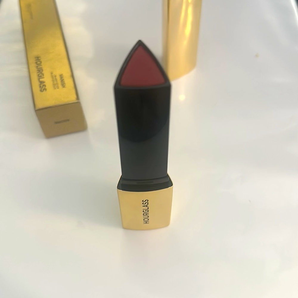 Hourglass Vanish Blush Stick - Adore